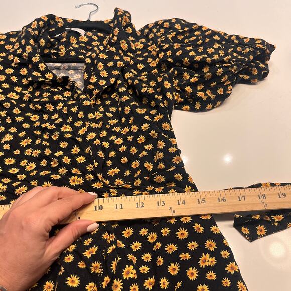 WeWoreWhat Women's Black Yellow Puff Sleeve Floral Wrap Mini Dress Size Medium - Picture 13 of 15